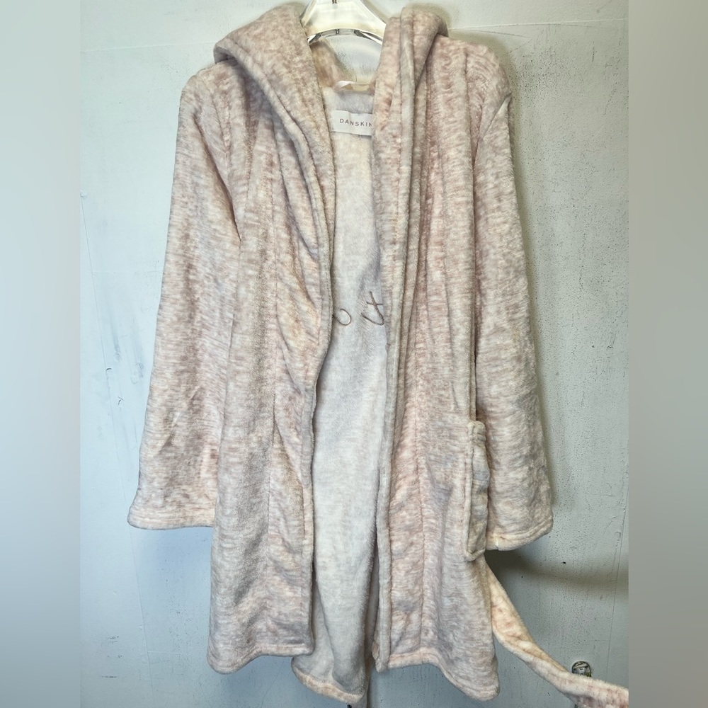Danskin Robe - Picture 3 of 5